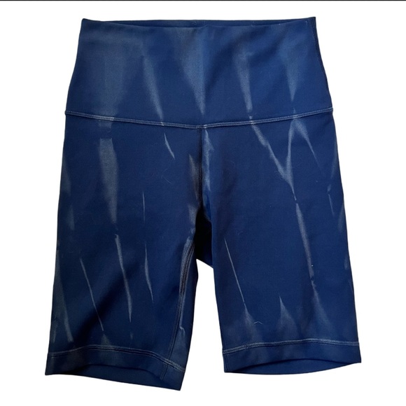 Lululemon wunder  train biker shorts 8” inseam  Size 4⭐️ - Picture 2 of 8